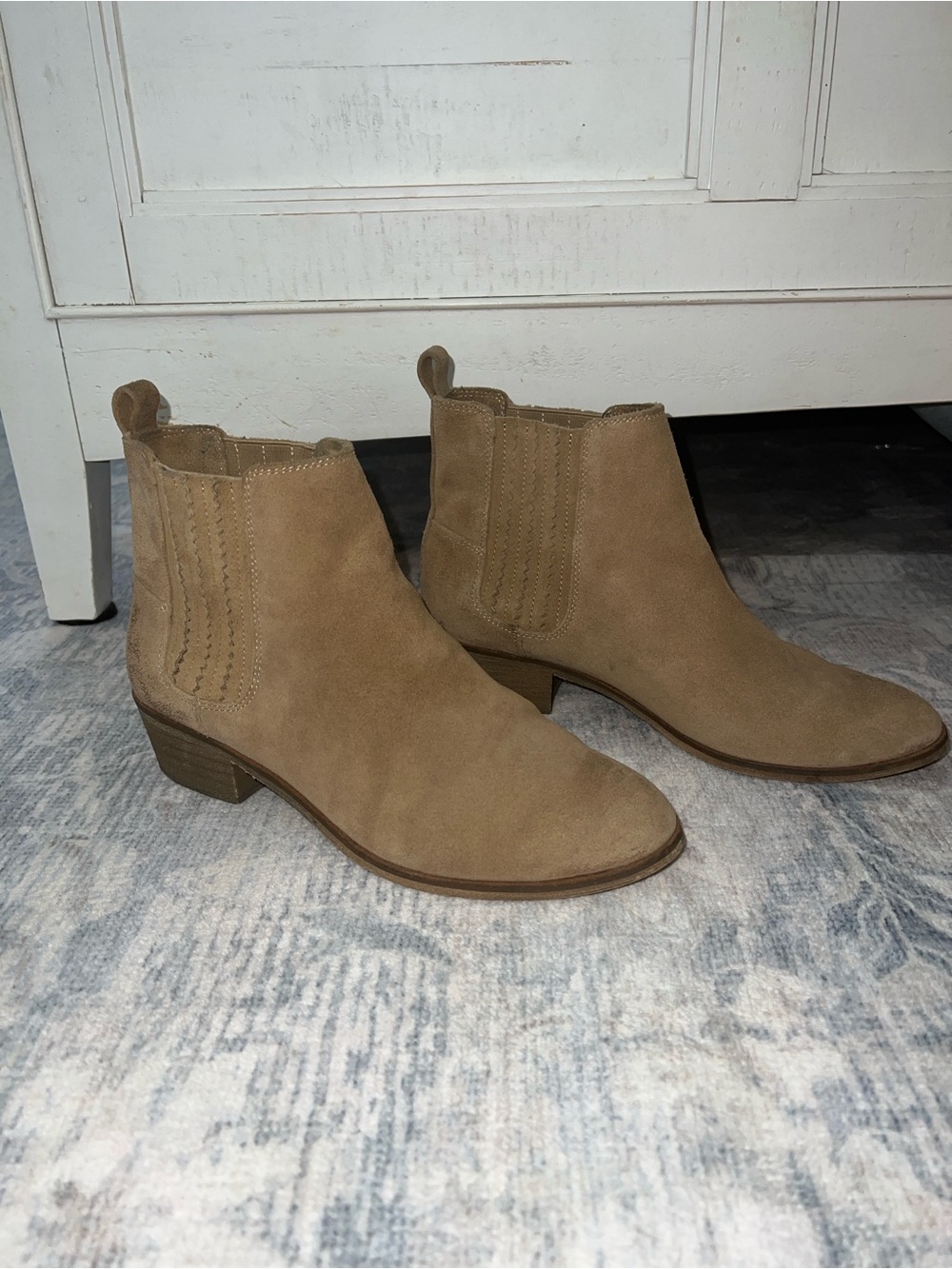 Splendid Tan Suede Chelsea Booties